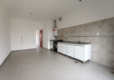 DEPARTAMENTO EN VENTA -  CALLE ISLA SOLEDAD -  1 DORMITORIO - PATIO - ESTACIONAMIENTO