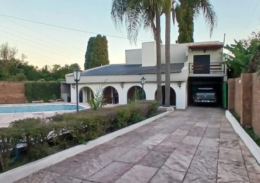 Exclusiva Casa de Estilo Colonial en La Toma